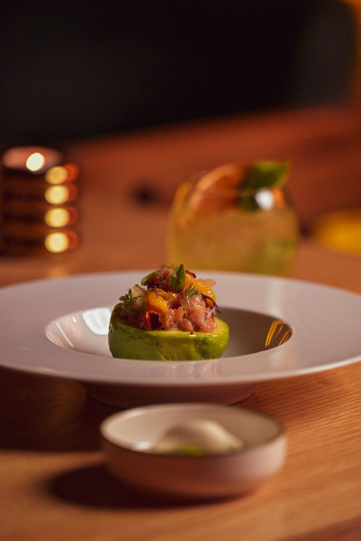 Tartare sur avocat, entrée signature du Weston
